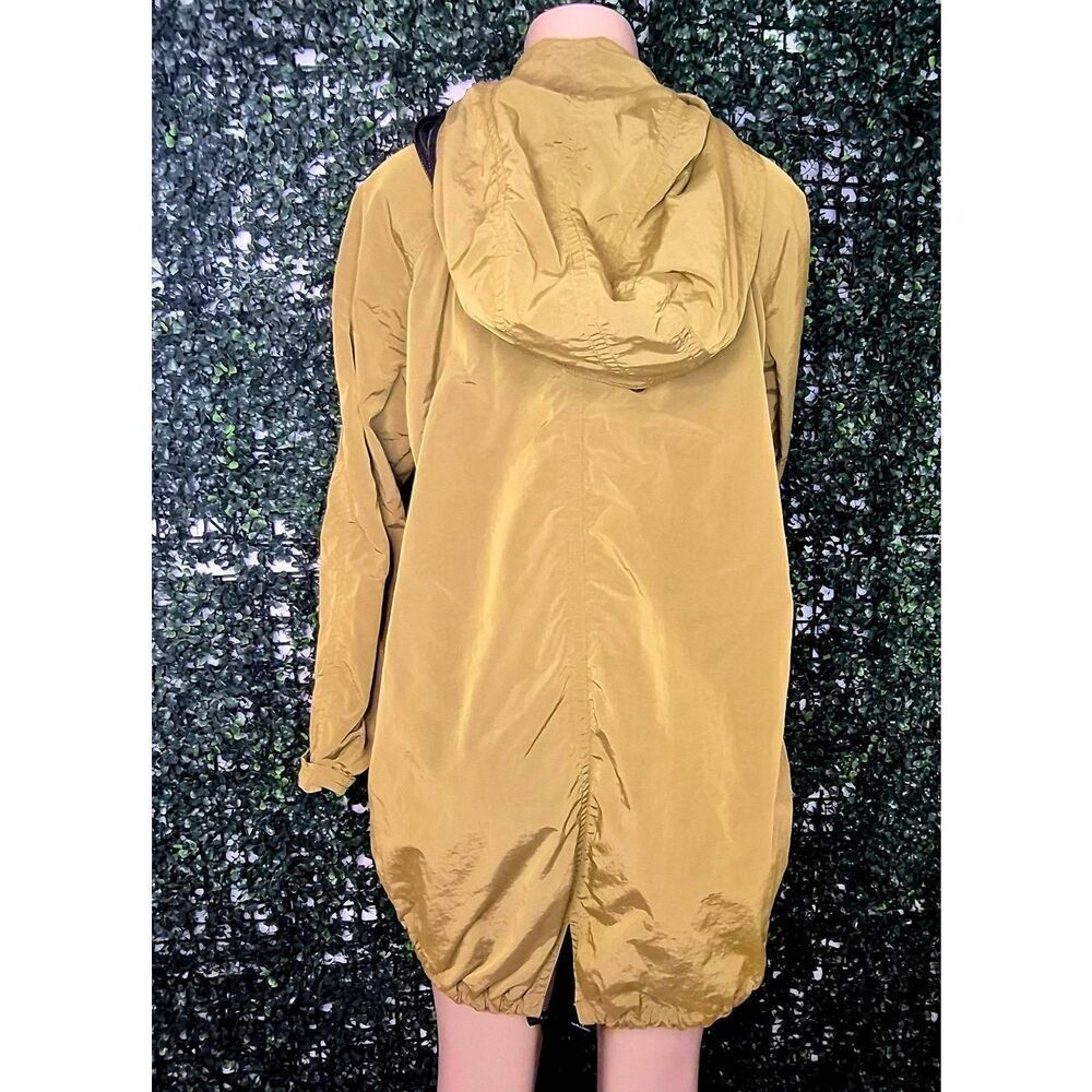 GET equipment coat - Picture 3 of 5